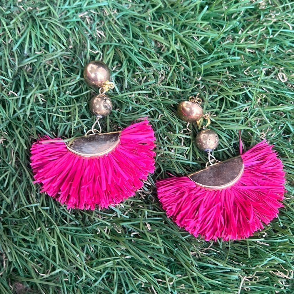 Hot Pink Fan Dangle Earrings - Gold Post Stud w Backs - NEW - Drop Earring